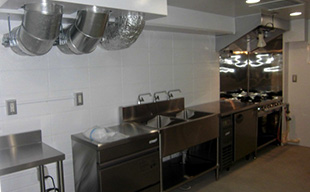 駐車場を店舗に改装